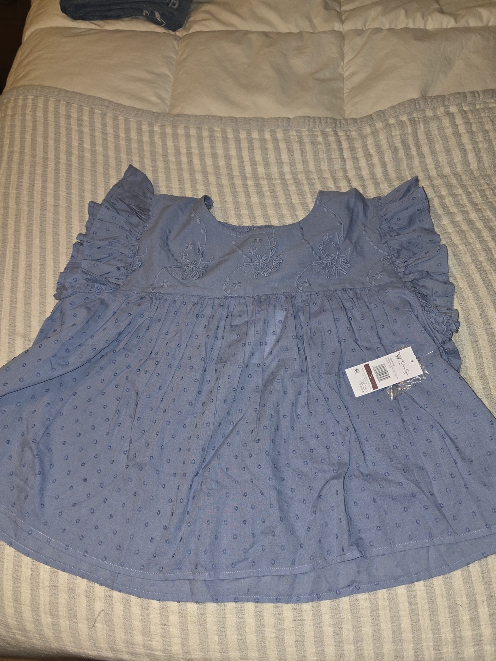Women's Jessica Simpson Blue Embroidered Flutter Sleeve Top Size Small